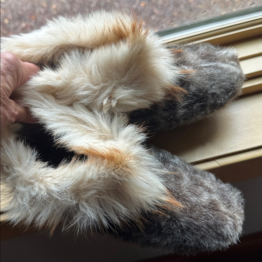 Seal skin slipper made in Greenland .